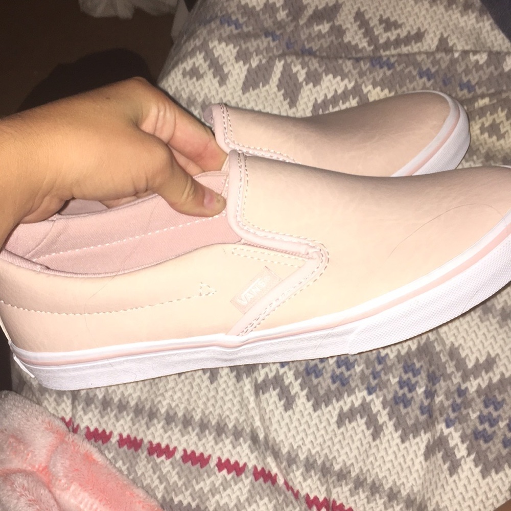 Vans - Picture 2 of 3
